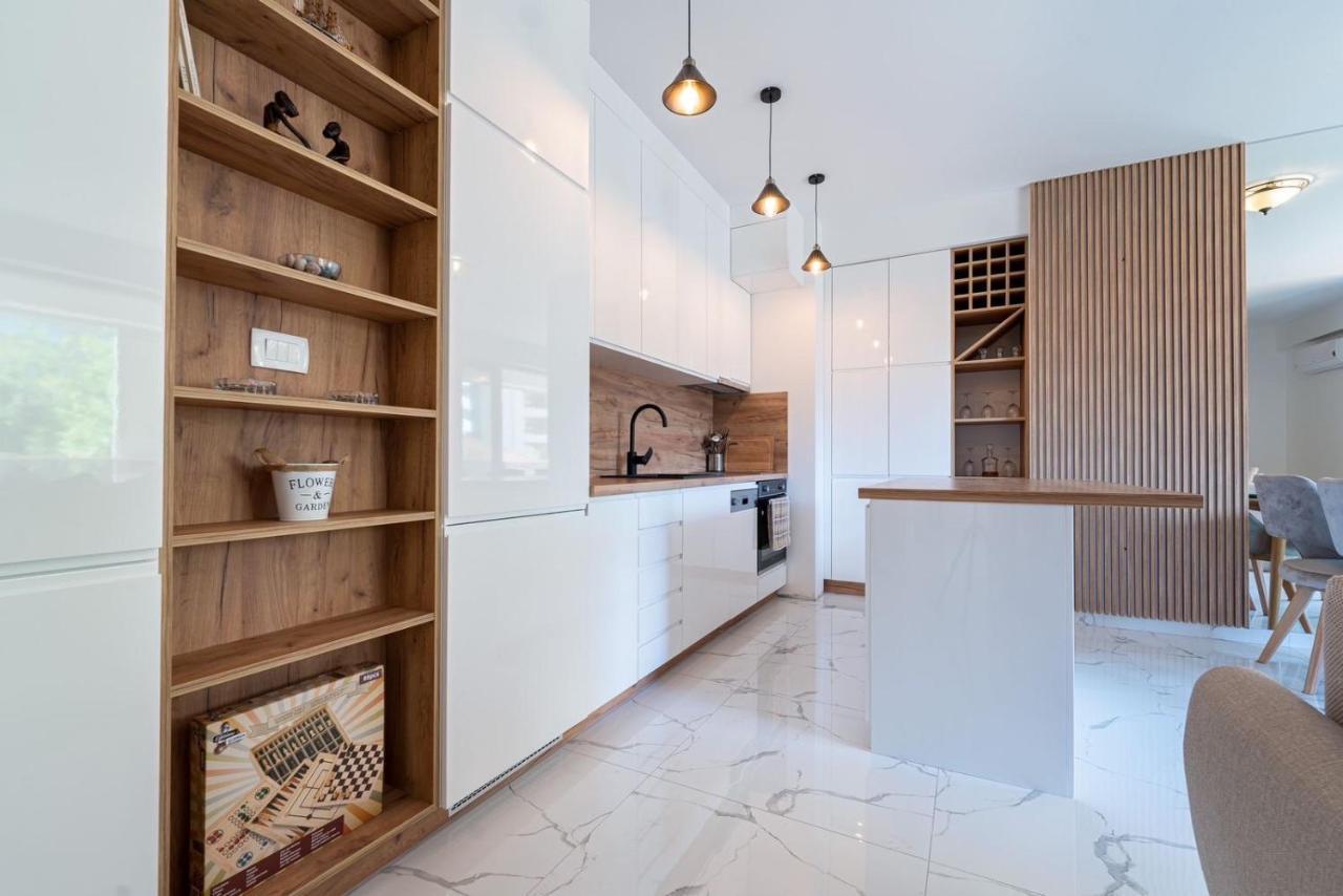 Aura Tower Apartments By Gaby ราไฟโลวีซี ภายนอก รูปภาพ