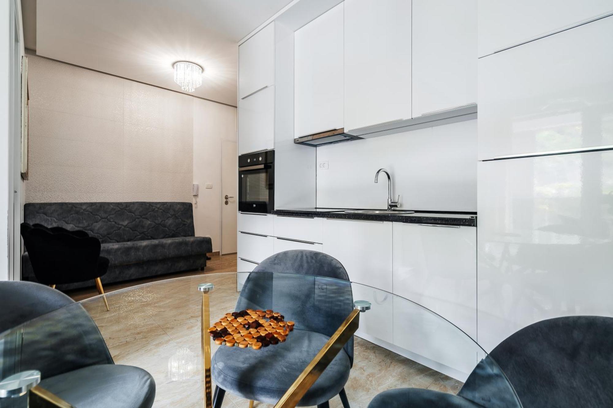Aura Tower Apartments By Gaby ราไฟโลวีซี ภายนอก รูปภาพ