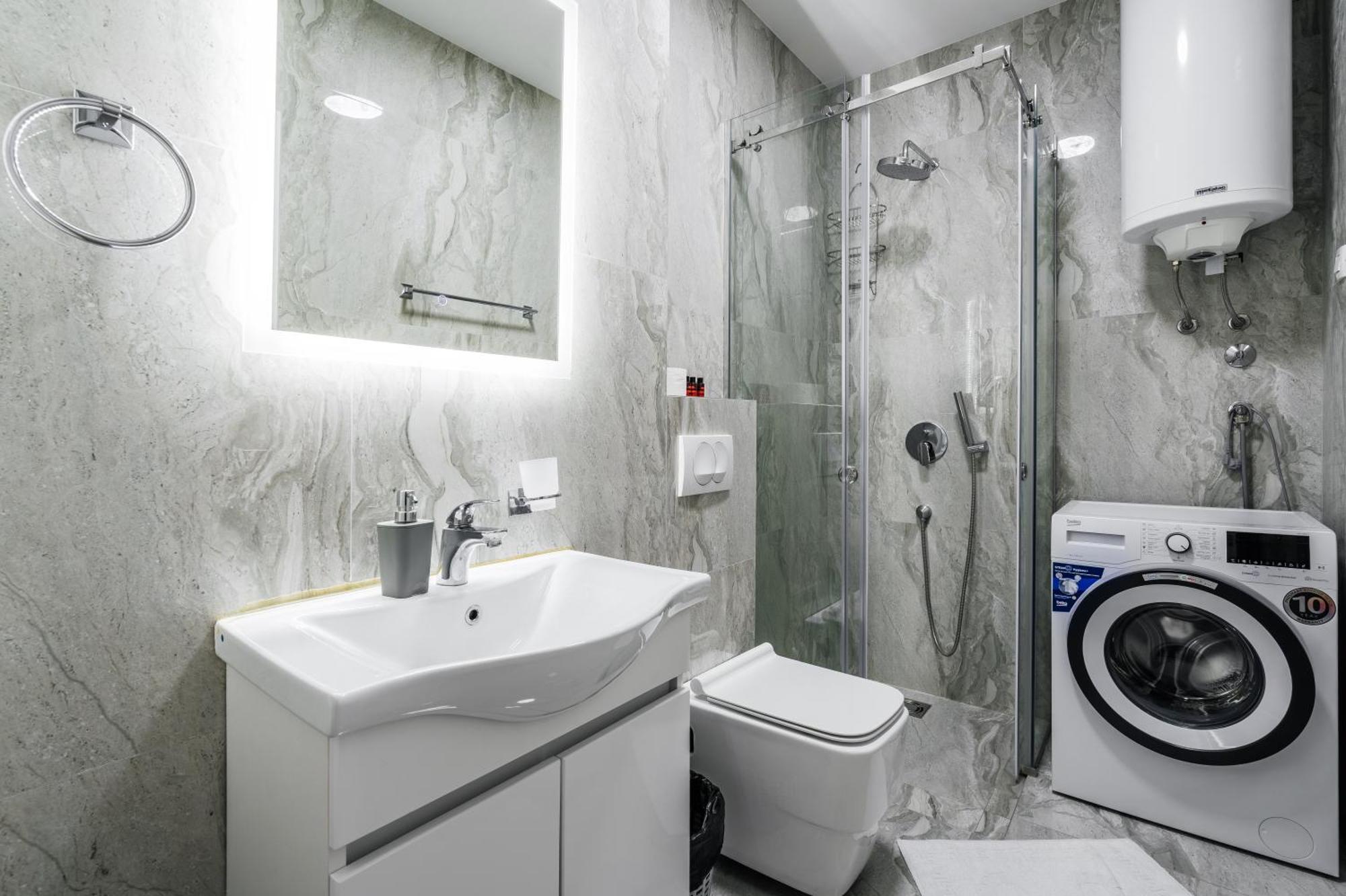 Aura Tower Apartments By Gaby ราไฟโลวีซี ภายนอก รูปภาพ